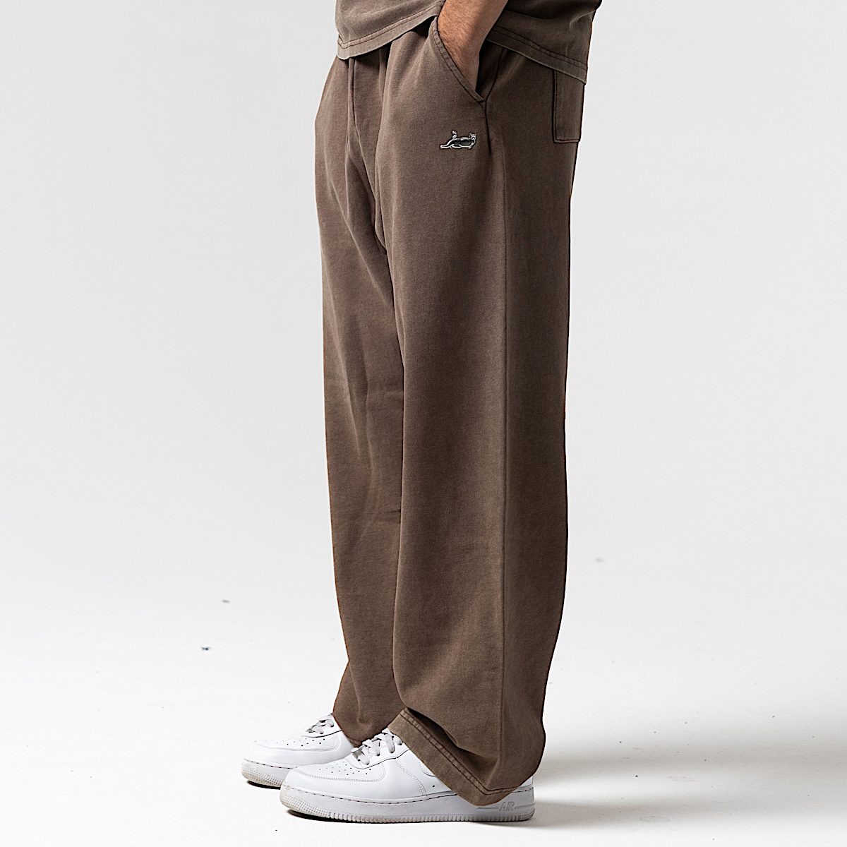 Castanza Straight Leg Sweatpants (Brown Vintage Wash) - Image 3